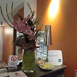 De La Couronne Отель 2*