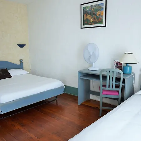 Hotel De La Couronne Aix-les-Bains