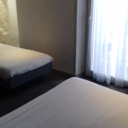 Hotel De La Couronne Aix-les-Bains