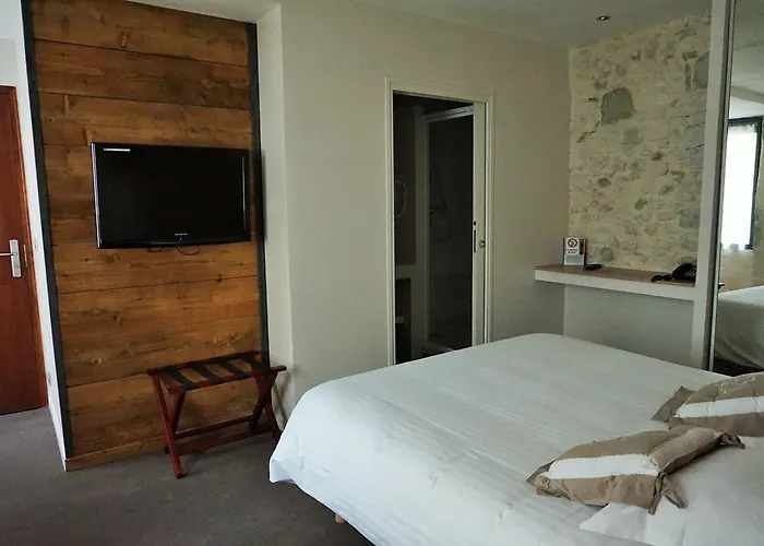 Hotel De La Couronne