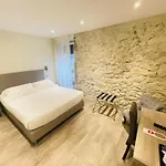 De La Couronne Hotel 2*