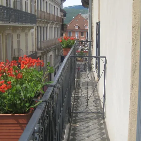 De La Couronne Aix-les-Bains