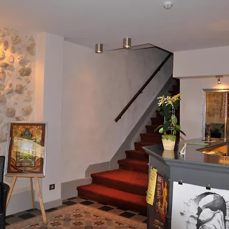 Hotell De La Couronne Aix-les-Bains
