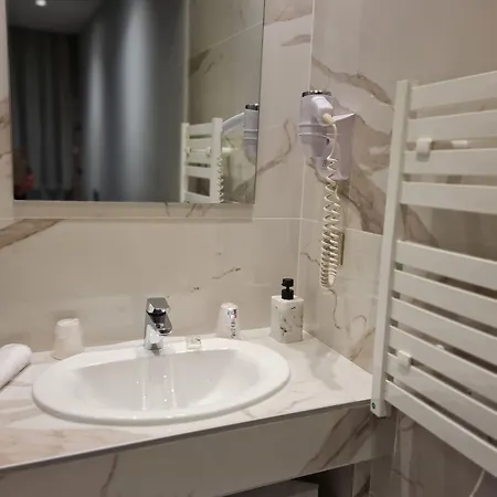 Hotell De La Couronne