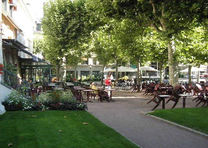 De La Couronne Hotel